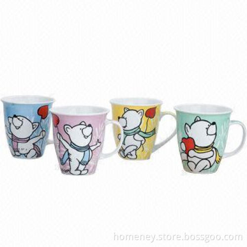 Porcelain mugs with nice bear decal, popular among young people